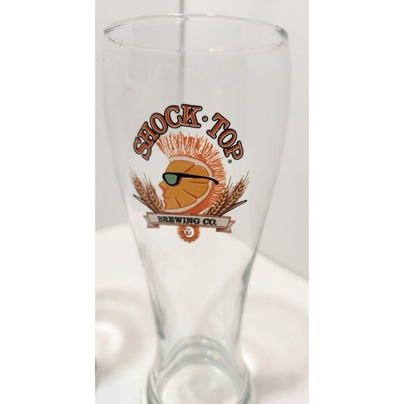 Shock Top Brewing Company Pilsner Glasses 16 Oz Set Of 2 Different Logos - Picture 5 of 9